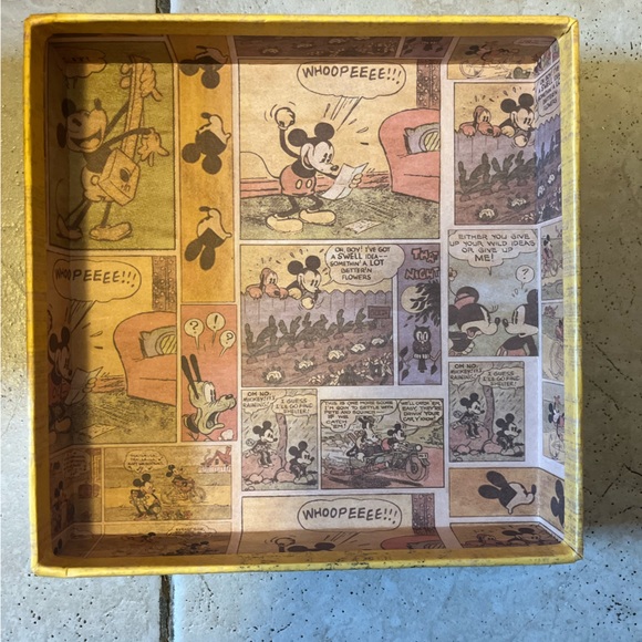 RARE BRAND NEW Set of 3 Disney boxes made by SEMIKOLON - Picture 4 of 12